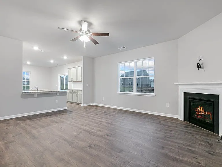 229 Winterberry Way — Photo 2
