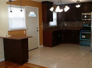 200 Westbury Blvd, Hempstead, NY 11550
