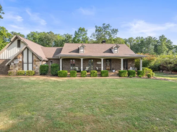 420 Country Estates Dr, Winchester, TN 37398