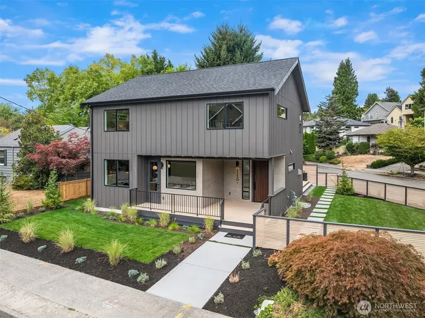 4530 NE 55th Street, Seattle, WA 98105
