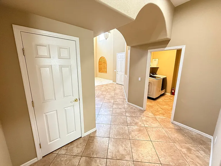 7743 Villa De La Paz Ave — Photo 23