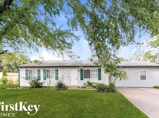 1210 Gulf Dr, Indianapolis, IN