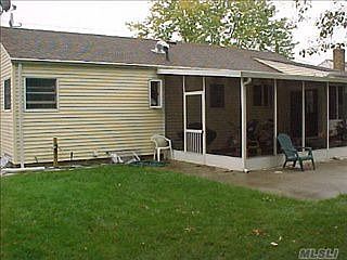 2nd image of 1875 Cole Dr