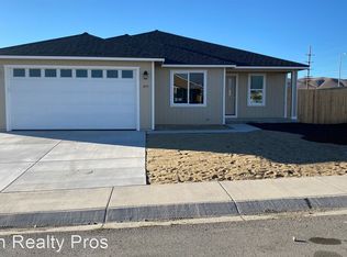 4515 Rutledge St, Fernley, NV 89408