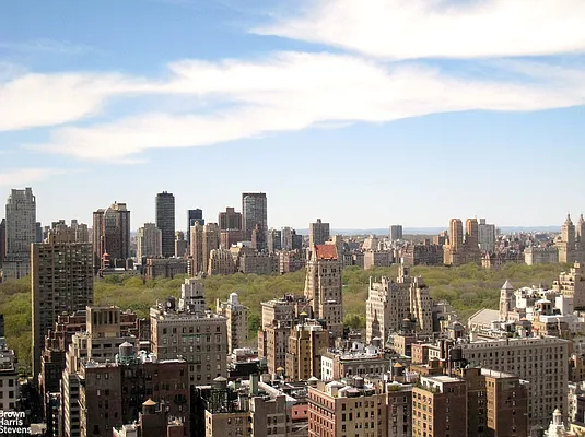 Rented by Brown Harris Stevens | media 12