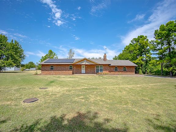 5th image of 1011 Cedar Dr