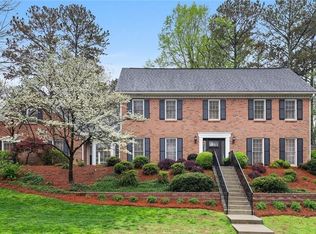390 Spring Ridge Dr, Roswell, GA 30076