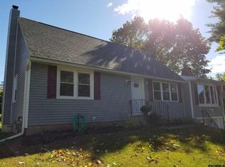 16 Sunset Ave, Troy, NY 12180