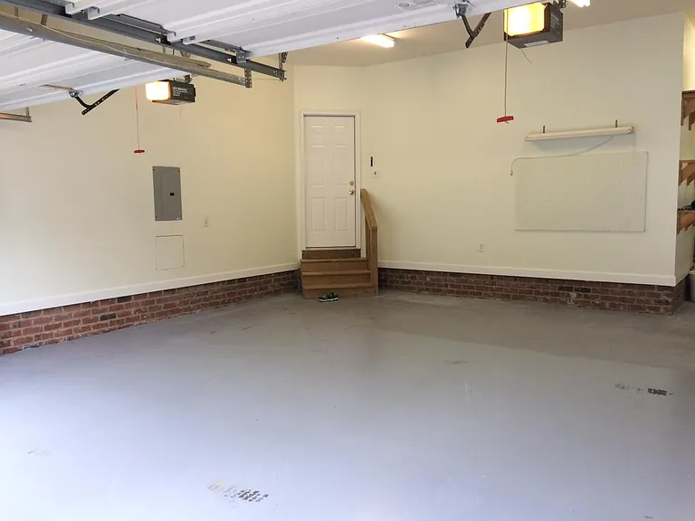 2906 Alderman Ln — Photo 21