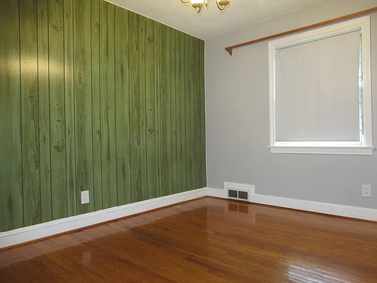 1419 Winston Ave — Photo 7