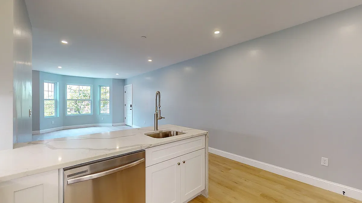 Building Photo - 793 State St #2D