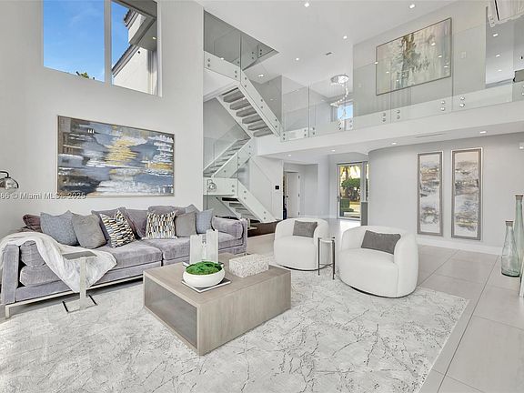 3rd image of 2506 Aqua Vista Blvd