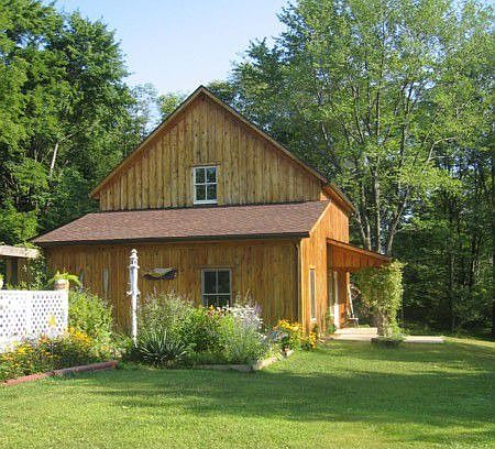 Amish Build Barn for Bus.