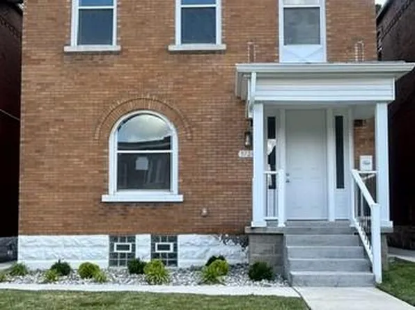 3724 Palm St, Saint Louis, MO 63107