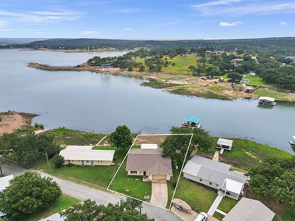2nd image of 518 Island Lodges Drive