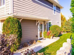 3976 Cedar Grove Ln, Eagan, MN 55122