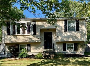 72 W Shore Rd, Holbrook, MA 02343
