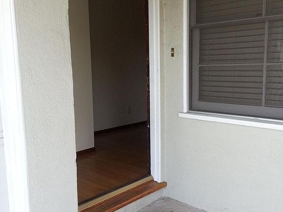 4th image of 6210 Riverton Ave