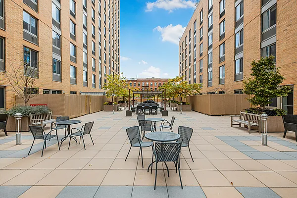 300 West 135th Street #9J in Central Harlem, Manhattan