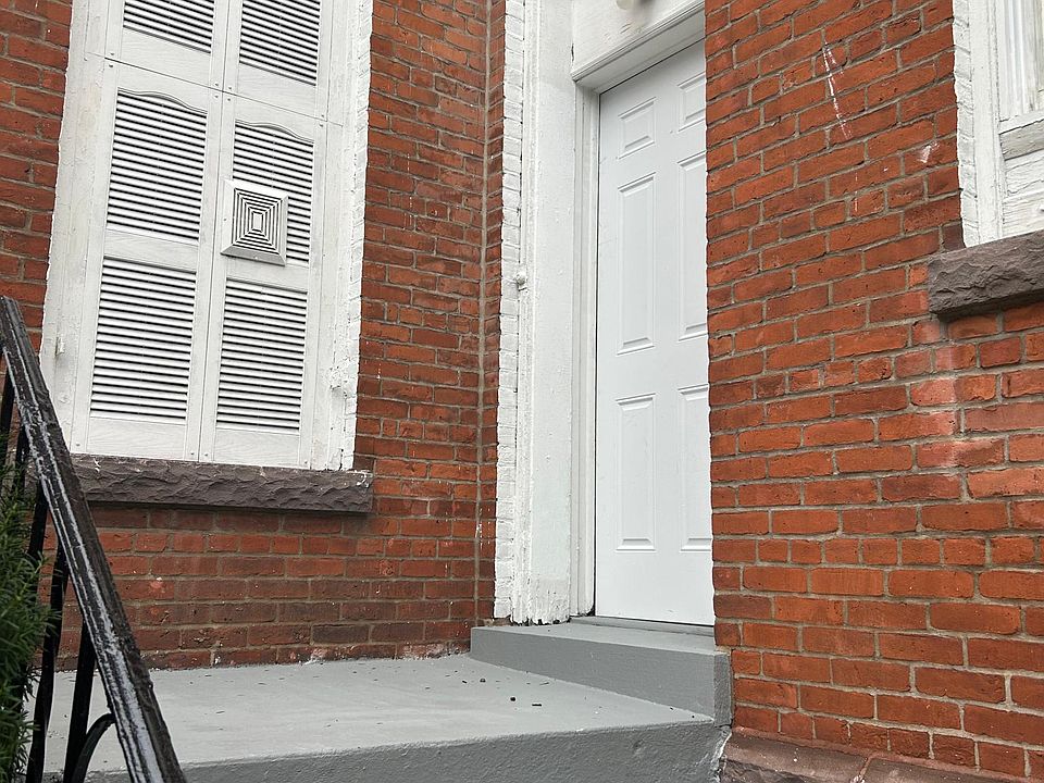 1st image of 292 S Franklin St #27