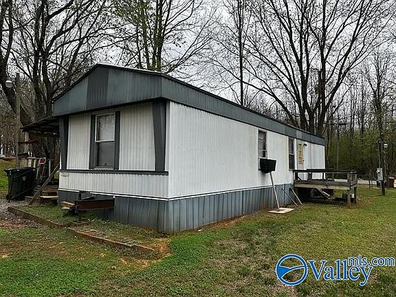 2nd image of 560 Bo Howard Rd