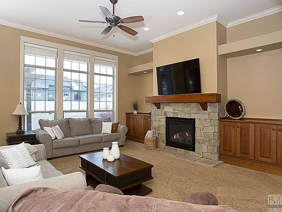 2nd image of 3142 Golden Acres Dr