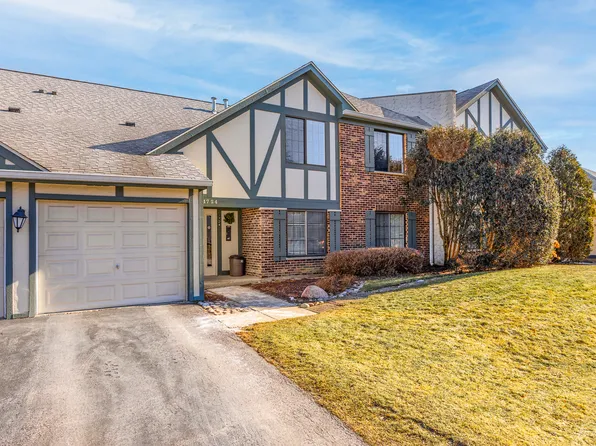1724 N Hidden Creek Cir Unit 4, Palatine, IL 60074