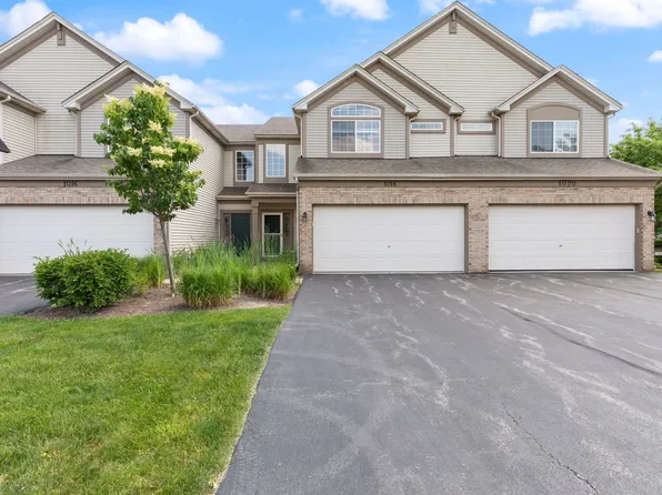 1018 Parkhill Cir, Aurora, IL 60502