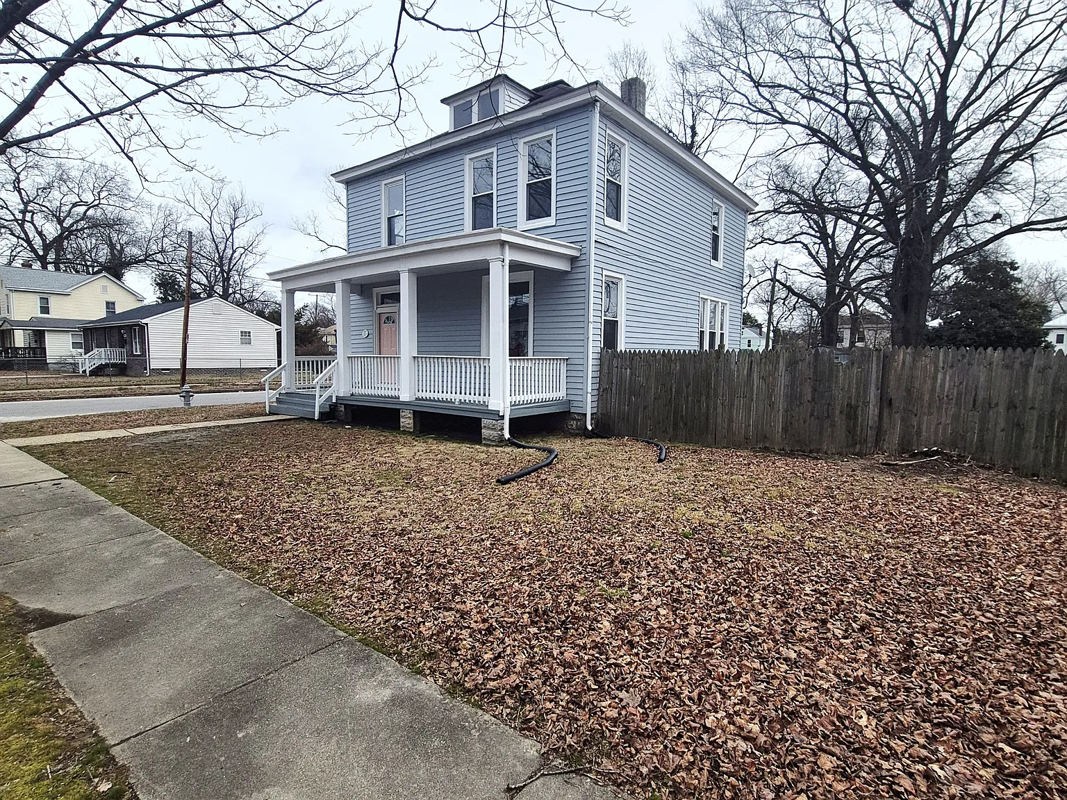 3325 Florida Avenue - 1 — Photo 2