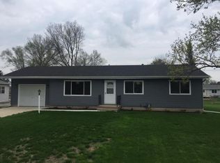 400 Main St, Palo, IA 52324