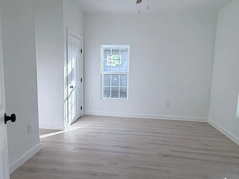 2503 Buchanan St — Photo 6