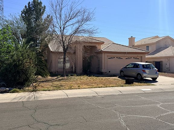 3rd image of 6129 W Whispering Wind Dr