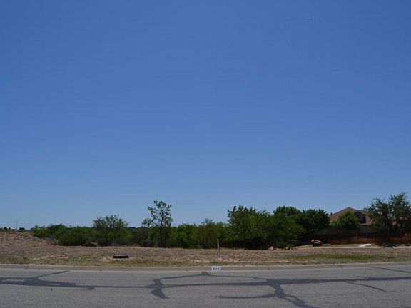 2nd image of 610 Ashford Dr