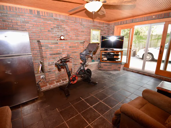 190 Beach 137th Street image 17 of 24