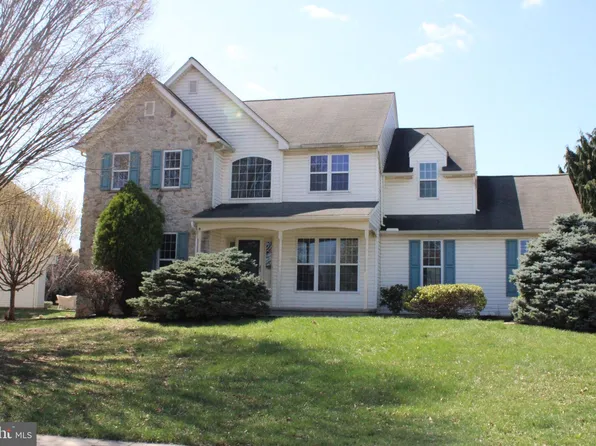 4 Westridge Dr, Seven Valleys, PA 17360