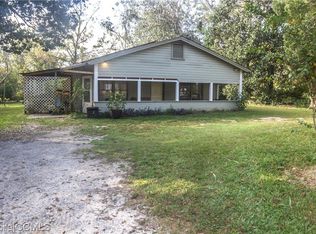 5529 Plantation Rd, Theodore, AL 36582