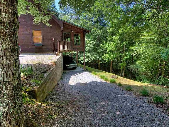 3rd image of 4119 Mountain Rest Way