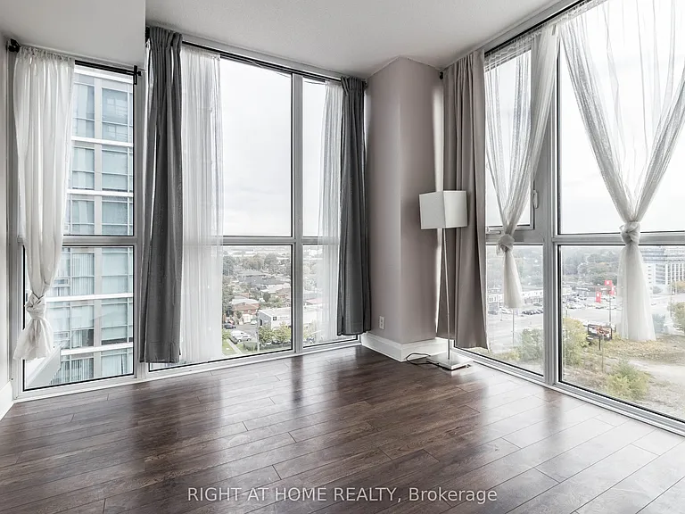 17 Zorra St #903 — Photo 28