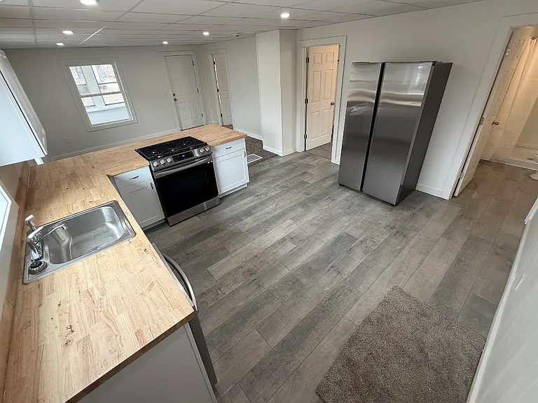 1112 Haley St #1 — Photo 7