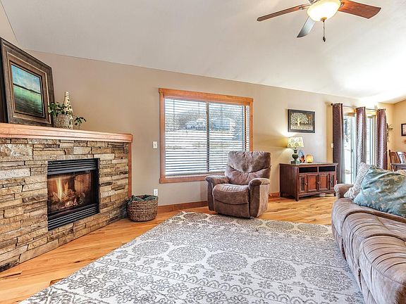 3rd image of W7534 Sylvester ROAD