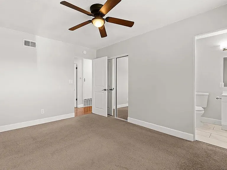 6252 Alderley St — Photo 6