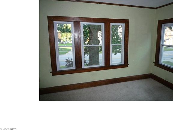 4th image of 2428 4th St