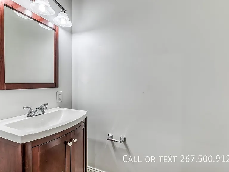 1456 E Columbia Ave — Photo 28