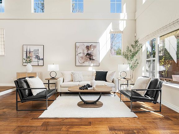 3rd image of 7151 Briza Loop