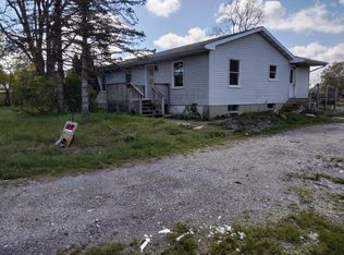 608 Ten Mile Rd NW, Sparta, MI 49345
