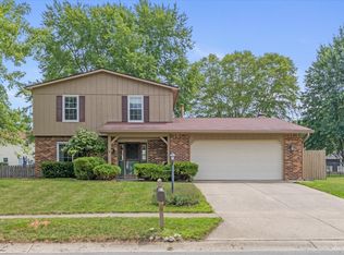 12001 Corbin Dr, Fishers, IN 46038