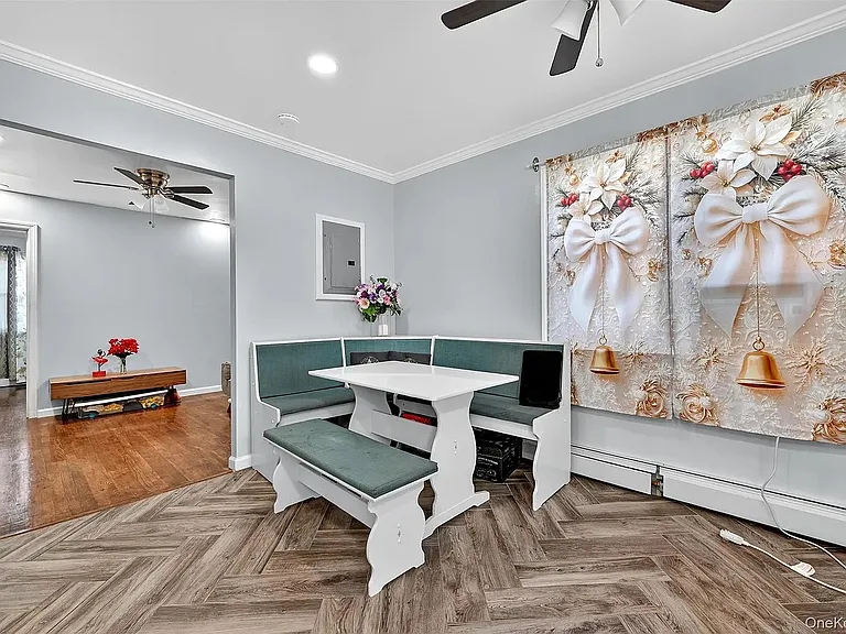 358 N Broadway #2 — Photo 4