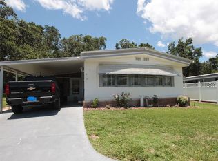 37 Kings Blvd, Leesburg, FL 34748
