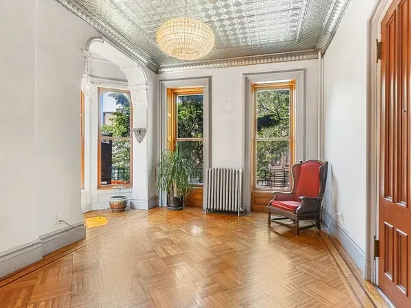 18 Herkimer St #1, Brooklyn, NY 11216