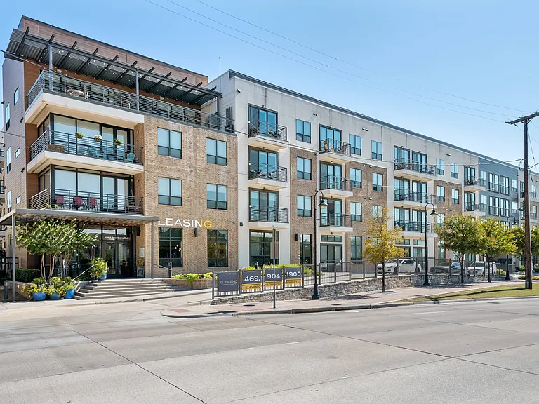 Apartment Home Exteriors